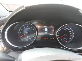 Predám Kia Xceed 1,5 T-GDI Gold - 4