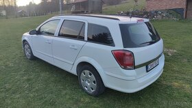 Opel Astra 1.7 CDti - 4