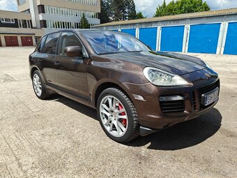 Porsche Cayenne Turbo - 4