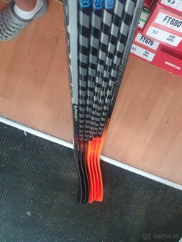 hokejka profi- WARRIOR pre najmenších flex 30",35" ľavá - 4