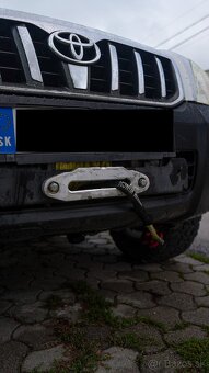 Toyota Land Cruiser J120 Prado - 4