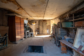 Starší trojpodlažný dom blízko centra - 4