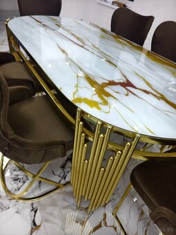 Predám úplne nový krásny jedálenský set GOLD - 4