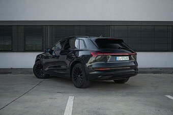 Audi E-tron 55 quattro Advanced - 4