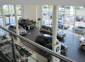 PREDAME SHOWROOM BMW V BB O C.ROZLOHE 6920M2 - 4