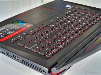 Herný notebook MSI PHANTOM | i7-7700HQ | GTX 1060 6gb | 16GB - 4