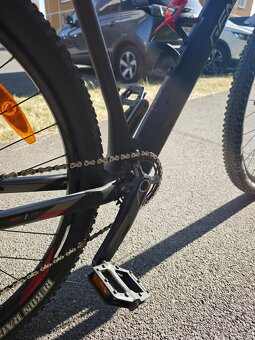 Genesis impact 8.2 carbon - 4