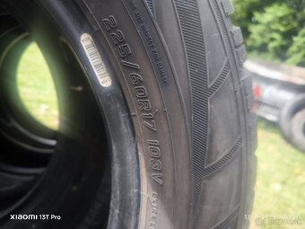 Pneu 225/60 r17 - 4