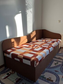 Predám polohovateľnú posteľ s úložným priestorom. - 4