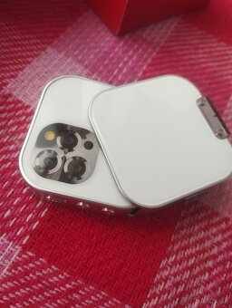 Nový vysuvaci mobilný telefon - 4