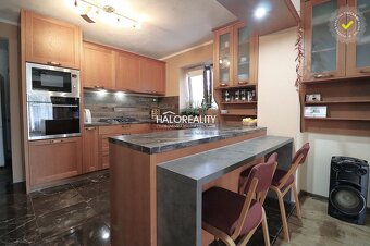 HALO reality - Predaj, rodinný dom Nové Zámky, sedemizbový,  - 4