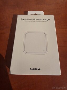 Originálna 15W bezdrôtová nabíjačka Samsung Qi (EP-P2400) - 4