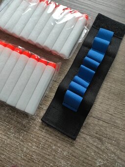 Nerf náboje a náramok - 4