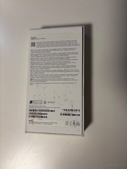 Iphone 15 - Čierny - 4