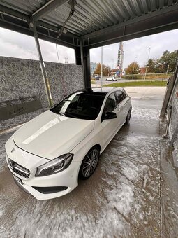 Mercedes-Benz A180 AMG - 4