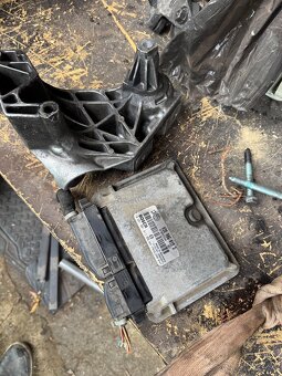 Rozpredam golf 4 - 4