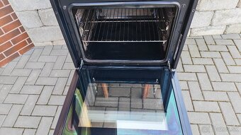 Teplovzdušná rúra whirlpool - 4