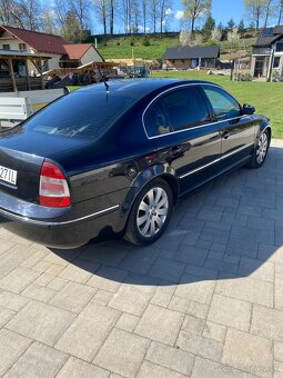 Škoda Superb - 4