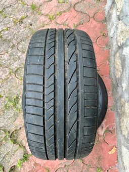 Letné pneu 225/35 r19 - 4
