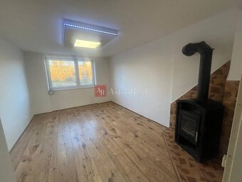 110.000€ - 3 izb. byt 88 m2 + záhrada, skleník, PONIKY - 4