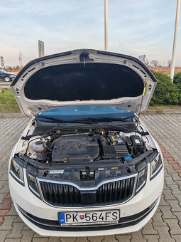 Predám Skoda Octavia combi style 1,6 TDI 85 kW 7 AP - 4