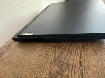 Lenovo Legion 5 (Ryzen 7 5800H, RTX 3060, 16GB RAM, 1TB) - 4