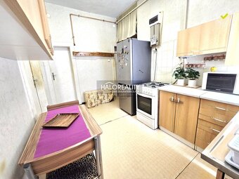 HALO reality - Predaj, trojizbový byt Bratislava Staré Mesto - 4