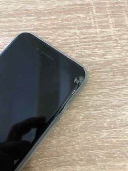 iPhone SE 2022 5g - 4