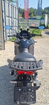 Kawasaki Versys 1100 - 4