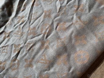 Louis Vuitton šál - 4