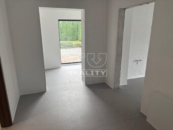 Na prenájom nové kancelárske priestory Bytča o výmere... - 4