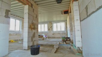 Dom pre 2 rodiny, len 10 minút od Košíc - 4