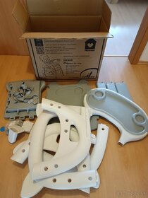 Jedálenská stolička CARETERO HOMEE
2v1 - 4