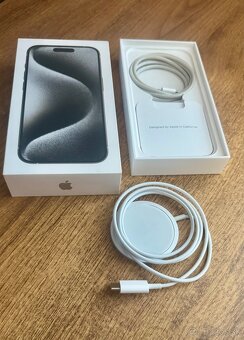 IPhone 15 Pro / White Titanium 256 GB - 4