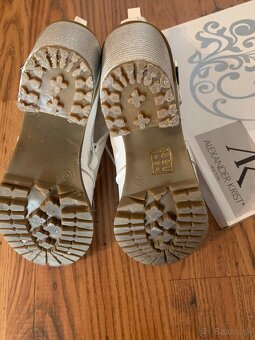 Dámske kožené čižmičky - nepoužité - 4