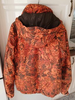 Bunda s kapucňou zn.Exxtasy, veľ.36 - 4