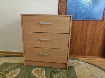 Komoda - 4