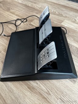 Thrustmaster T300 RS GT Edition - 4