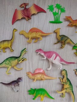 Dinosaury 21 kusov - 4