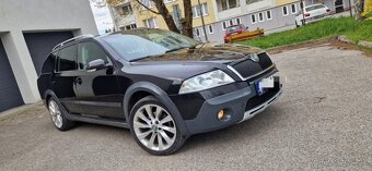 Octavia Combi 2.0 Tdi Scout - 4