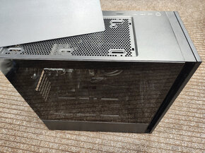 Cooler Master Silencio S600 presklená skrinka, zdroj, disk - 4