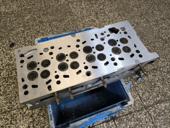 HLAVA 2.0TDi 110kw 135kw 140kw 1.6TDi 85kw 77kw a podobne - 4