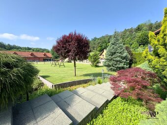 NA PREDAJ VÝNIMOČNÁ RODINNÁ VILA, POZEMOK 8000M2, PRIETRŽ, o - 4