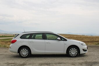 Opel Astra Sport Tourer ST 1.6 CDTI Enjoy, ROZVODY menene - 4