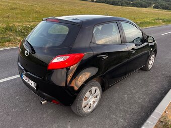 mazda 2 - 4