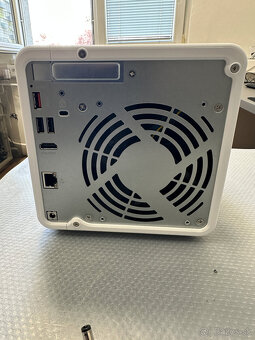 QNAP NAS TS-462-4G (nový, rozbalený) - 4