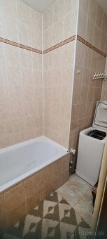 Ponúkam na prenájom 2 izbový byt s balkónom sídlisku Podhrad - 4