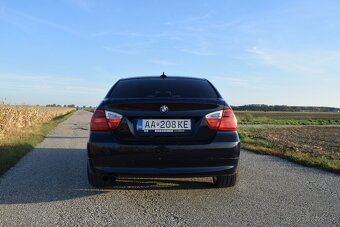 BMW E90 325i - 4