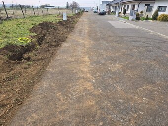 Rezervované: Stavebný pozemok 743 m², Vrádište - 4