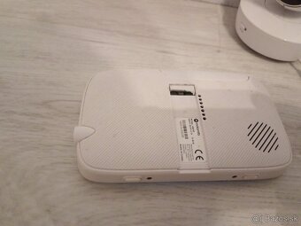 Otočná Baby kamera-Pestúnka Motorola - 4